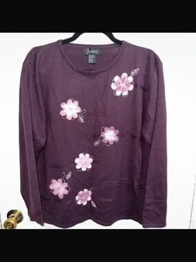 Vintage Jenny Sweater with Flowers
